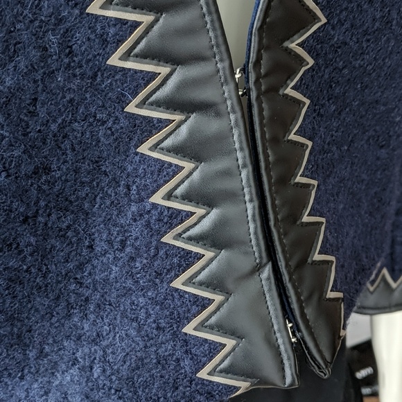 Classy Navy Wool Crop Jacket - Picture 2 of 5